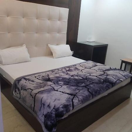 Hotel Uday Raj By Wb Inn Agra  Exterior photo
